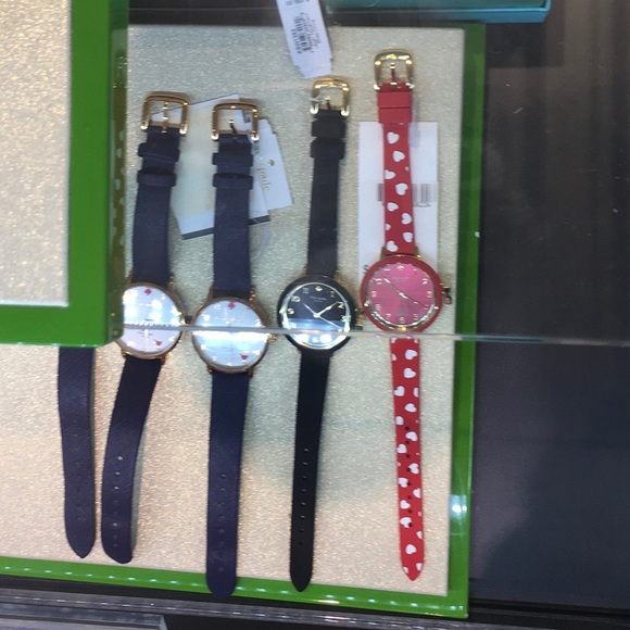 kate ♠️ ♥️ watch - Picture 4 of 7